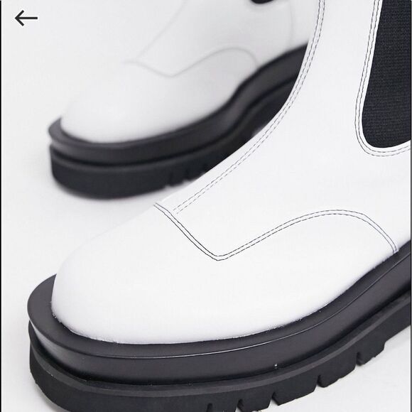 White Slip-On Chelsea Boot with Chunky Soles - Picture 3 of 9